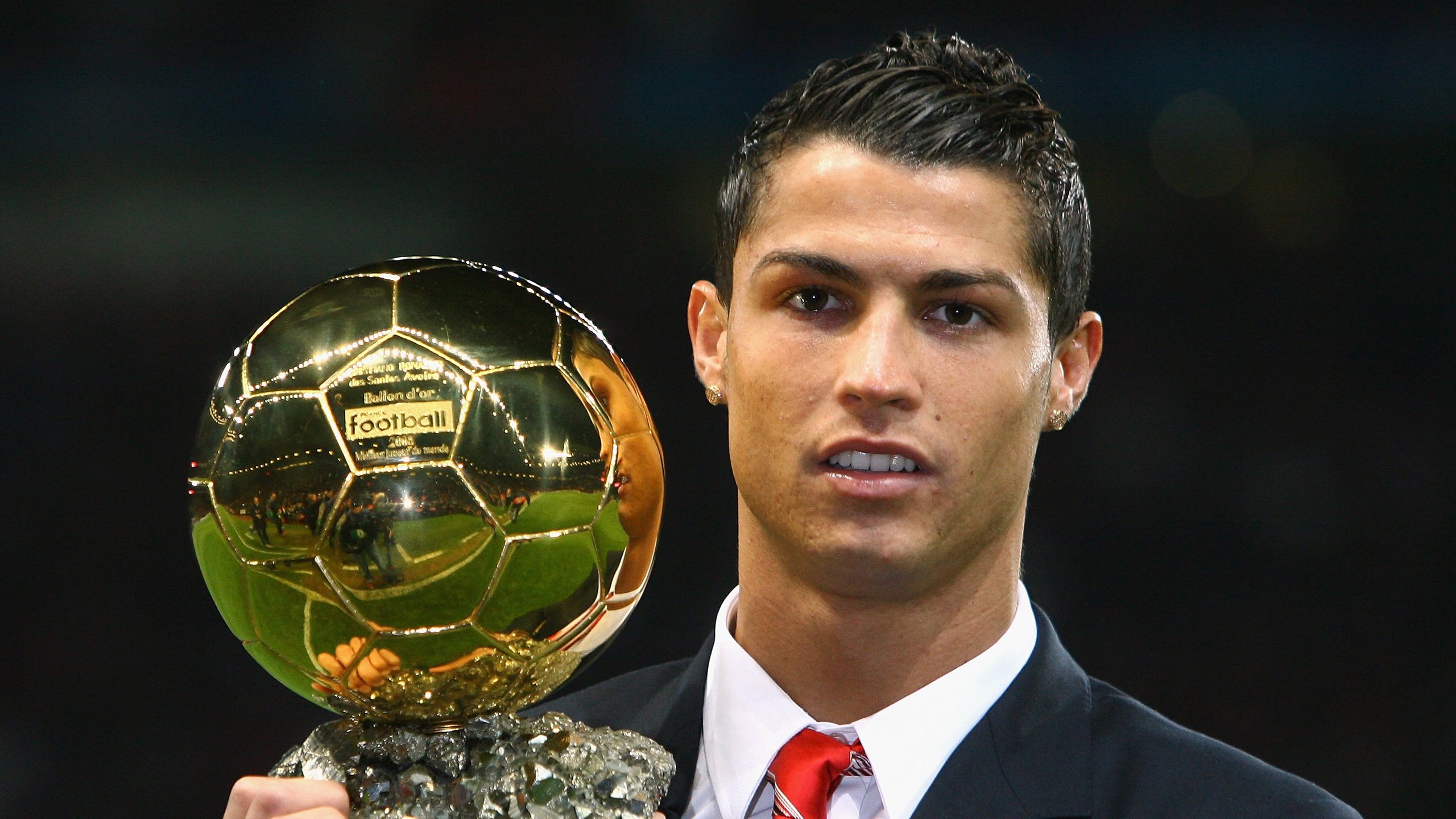 JackeyLove爆冷击败巴塞罗那，问鼎冠军引爆全场！